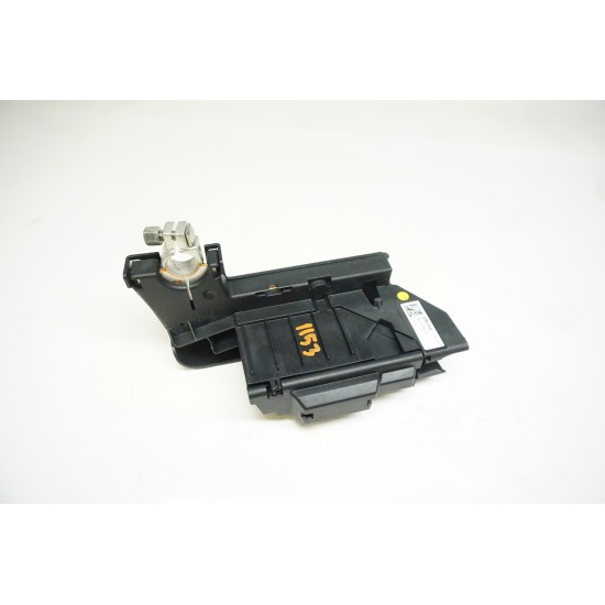 Positive Power Supply Terminal  8W0915459E  Audi A4