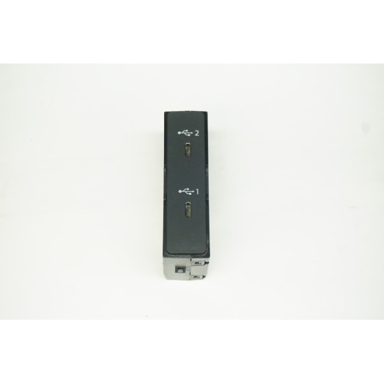 19-23 AUDI Q3 USB-C Interface 83A035736A