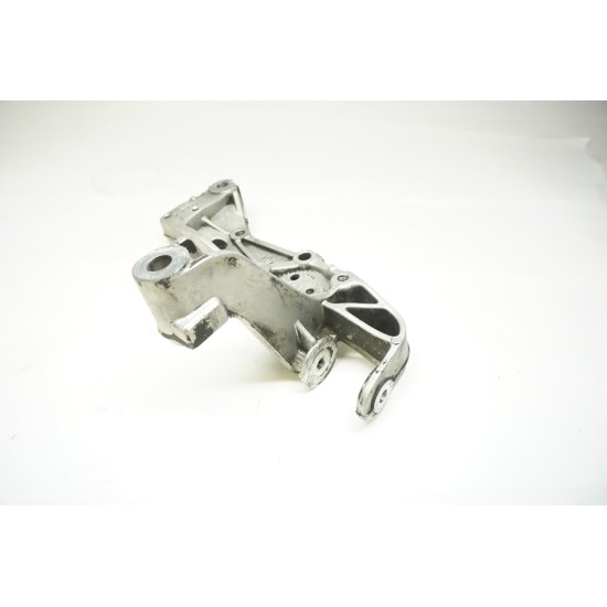 2010-2014 Volkswagen Golf Subframe Support Bracket RIGHT 1K0199296E