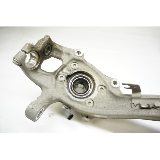 B8.5 AUDI RS5 FRONT STEERING KNUCKLE SPINDLE - LEFT 8K0407253AB