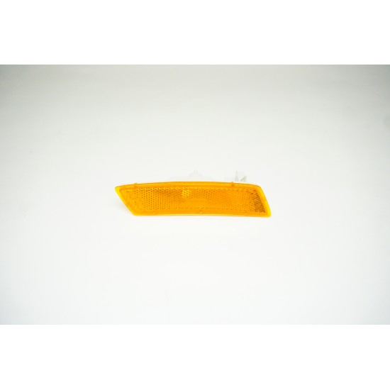 18-23 Volkswagen Tiguan LEFT Genuine Front Bumper Side Marker Reflector 5C5945071B