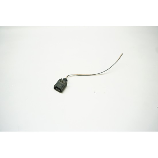 Audi VW Porsche Pig Tail Plug 8K0973702