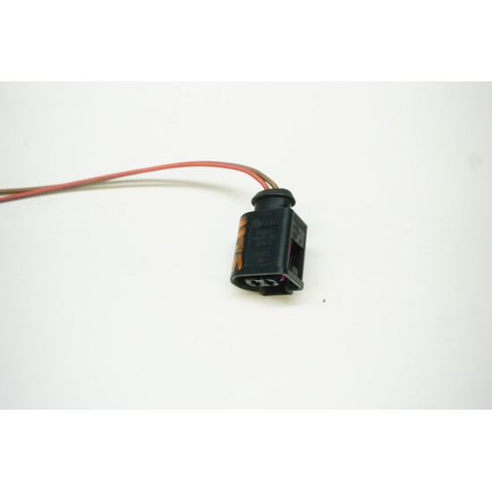 Audi Volkswagen Porsche Pig Tail Plug Connector 4D0971992
