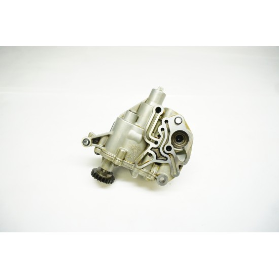 2016-2018 AUDI A6 2.0T Engine Oil Pump 06H115105GD