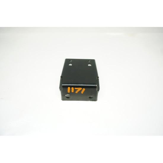 AUDI RS4 Lower Oil Cooler Support Bracket 8K0805893B