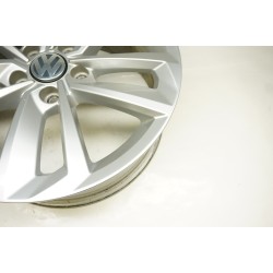 Volkswagen Passat Factory Alloy Wheel 561601025AA