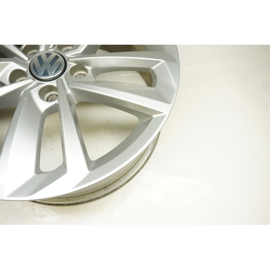 Volkswagen Passat Factory Alloy Wheel 561601025AA