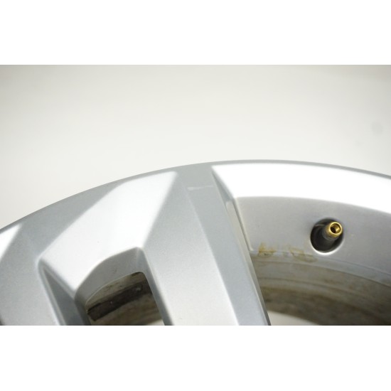 Volkswagen Passat Factory Alloy Wheel 561601025AA