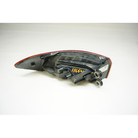 20-22 Volkswagen Passat - QUARTER PANEL MOUNTED BRAKE LIGHT TAIL LAMP RIGHT