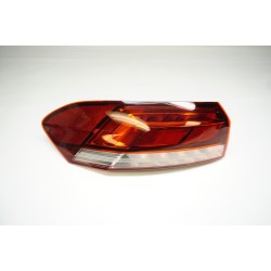 20-22 Volkswagen Passat - QUARTER PANEL MOUNTED BRAKE LIGHT TAIL LAMP LEFT