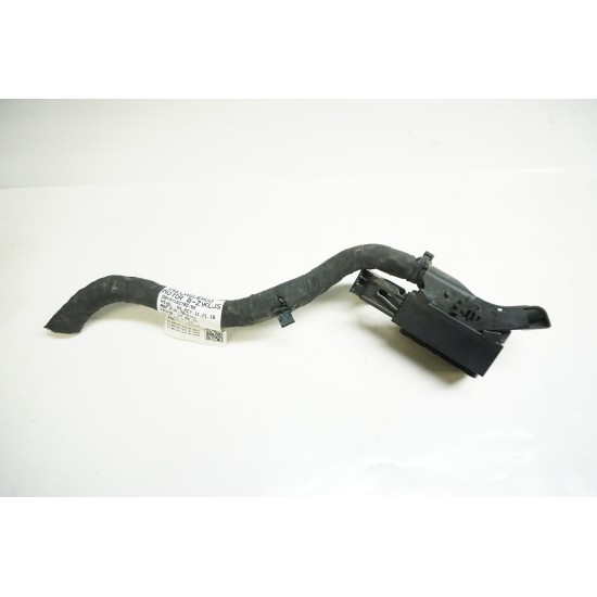 Volkswagen Passat Engine Wire Harness ECU Pig Tail Plug Connector 4H0906235A