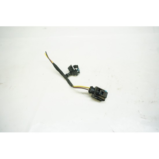 Volkswagen Passat Pig Tail Plug 4D0971992A