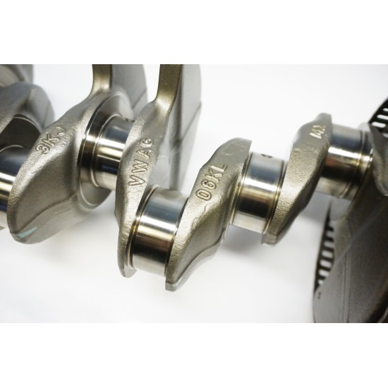 2017-2019 Volkswagen Beetle Engine Crankshaft 06K 105 101 L 2.0T