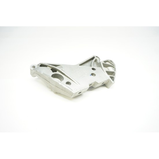 Volkswagen Jetta Beetle Tiguan Passat Engine Support Bracket Right 06K199207A