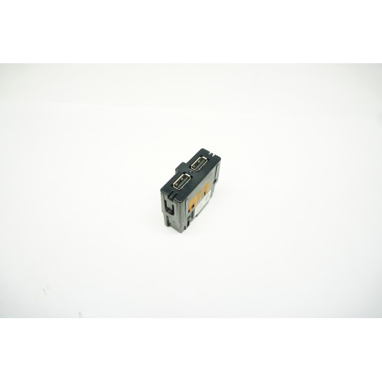 18-23 AUDI Q5 USB Plug Charging Ports 5Q0035726L OEM