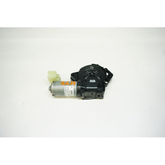 21-23 AUDI Q5 Rearward Sunroof Shade Motor 3G9877795K