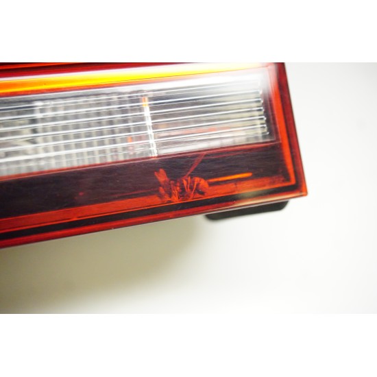 2018-2020 VW ATLAS - PASSENGER LID INCANDESCENT TAIL LIGHT BRAKE LAMP OEM
