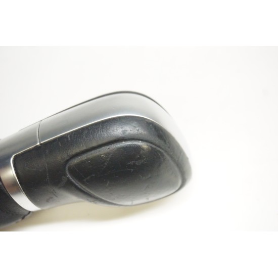 2018 2019 Volkswagen Atlas Transmission Shift Knob and Boot 3CN713123A