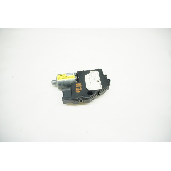 2010-2014 Volkswagen Sportwagen Sunroof Motor 8R0959591A