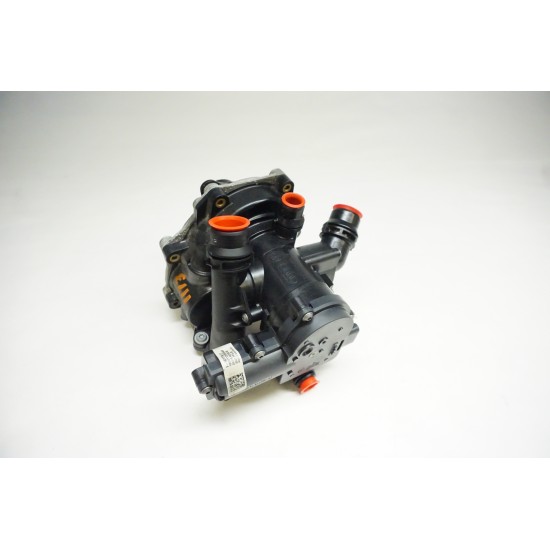 2021-2023 AUIDI Q5 Coolant Pump 06L121111M