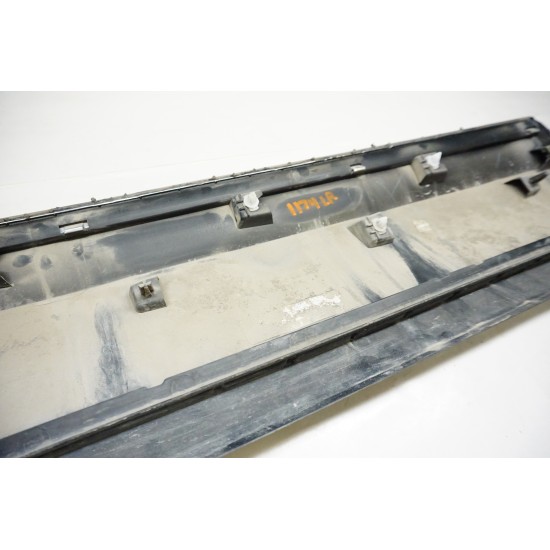 2018-2023 Volkswagen Atlas - Rear Door Molding W/ Chrome Left 3CN854949A