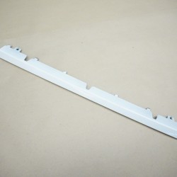 2009-2012 AUDI Q5 Center Bumper / Grille Trim 8R0807661 Genuine