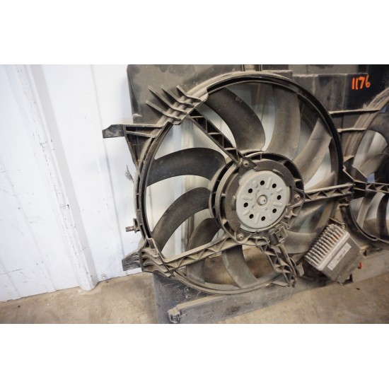 2009-2017 AUDI Q5 2.0T Radiator Cooling Fan Assembly 8K0121207A