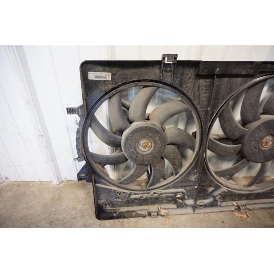 2009-2017 AUDI Q5 2.0T Radiator Cooling Fan Assembly 8K0121207A
