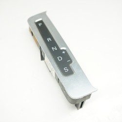 2010-2012 AUDI Q5 Transmission Gear Indicator Display 8K1713463