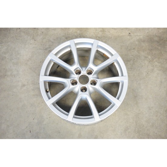 8R AUDI Q5 18