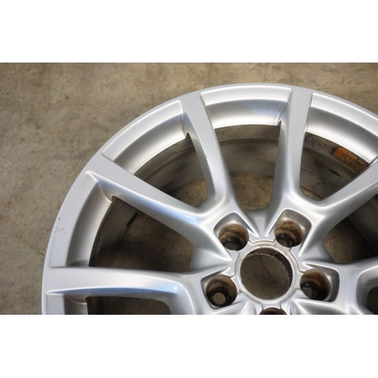 8R AUDI Q5 18