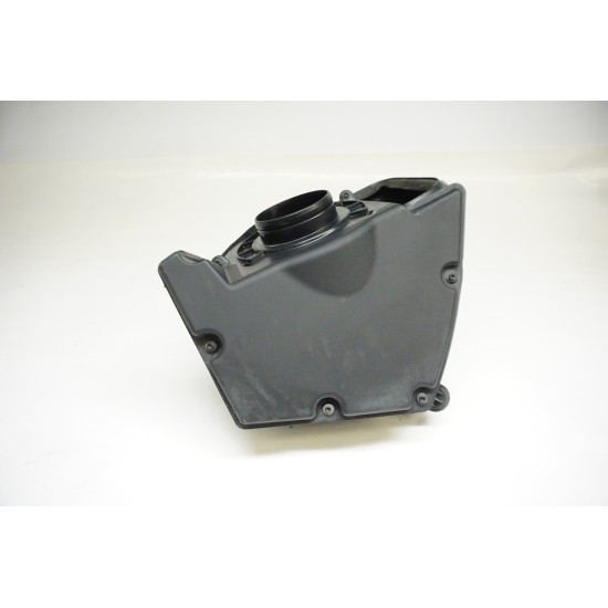 2017 AUDI A4 2.0T Intake Air Box 8W0133837