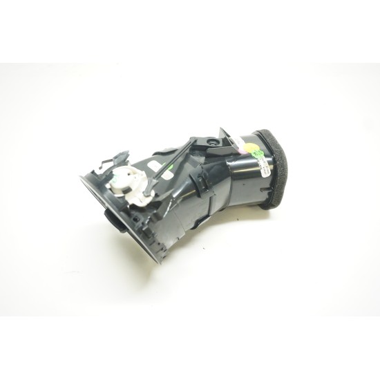 Volkswagen Beetle - Passenger Heat Air Con Vent 5C5 819 704 E