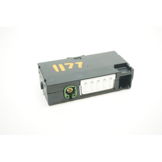 2017-2019 B9 AUDI A4 S4 Aux / USB Interface Module 8W0035736