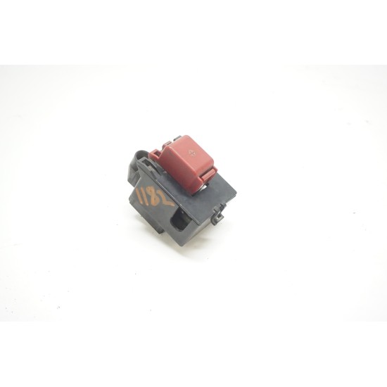 2007-2015 Audi Q7 Battery Positive Power Supply Terminal / Jump Point 7L0937401B