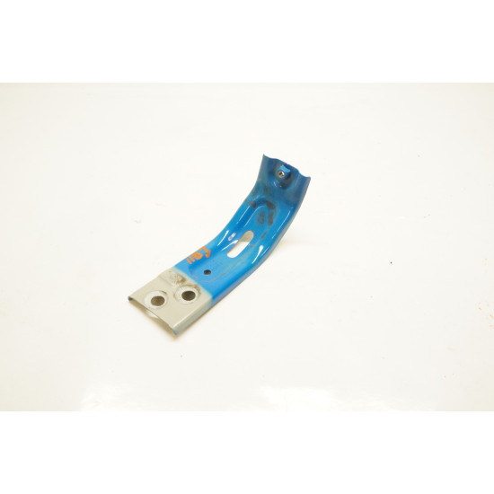 2021-2024 Volkswagen Taos Upper Fender Bracket Left 2GG821431