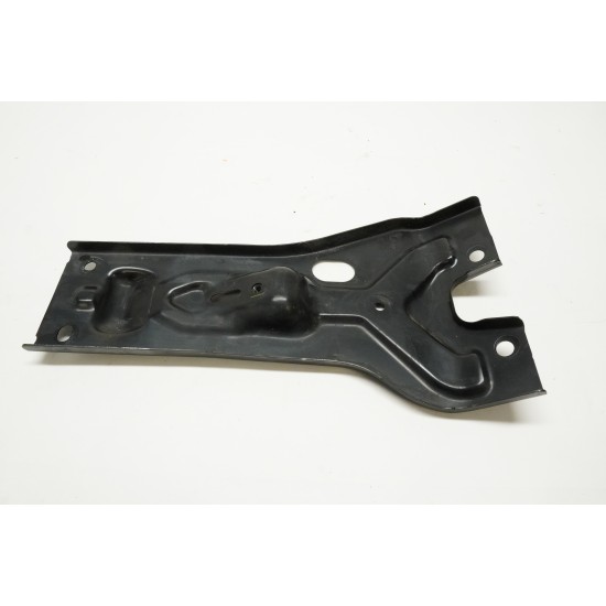 2021-2024 Volkswagen Taos Hood Latch Bracket 2GJ805567