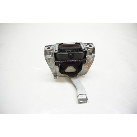 2022-2024 Volkswagen Taos 1.5T Engine Mount Right 5WA199262S