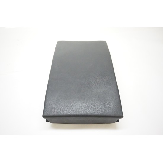 2012-2015 Audi A7 Rear Seat Arm Rest Console   4G8885875J