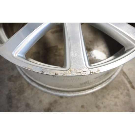 2004-2010 Audi A8 20 X 9 Alloy Wheel 4E0 601 025 AF