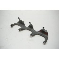 2010-2015 Audi Q7 Fuel Rail Bracket Bank 1 Passenger 06E133340E