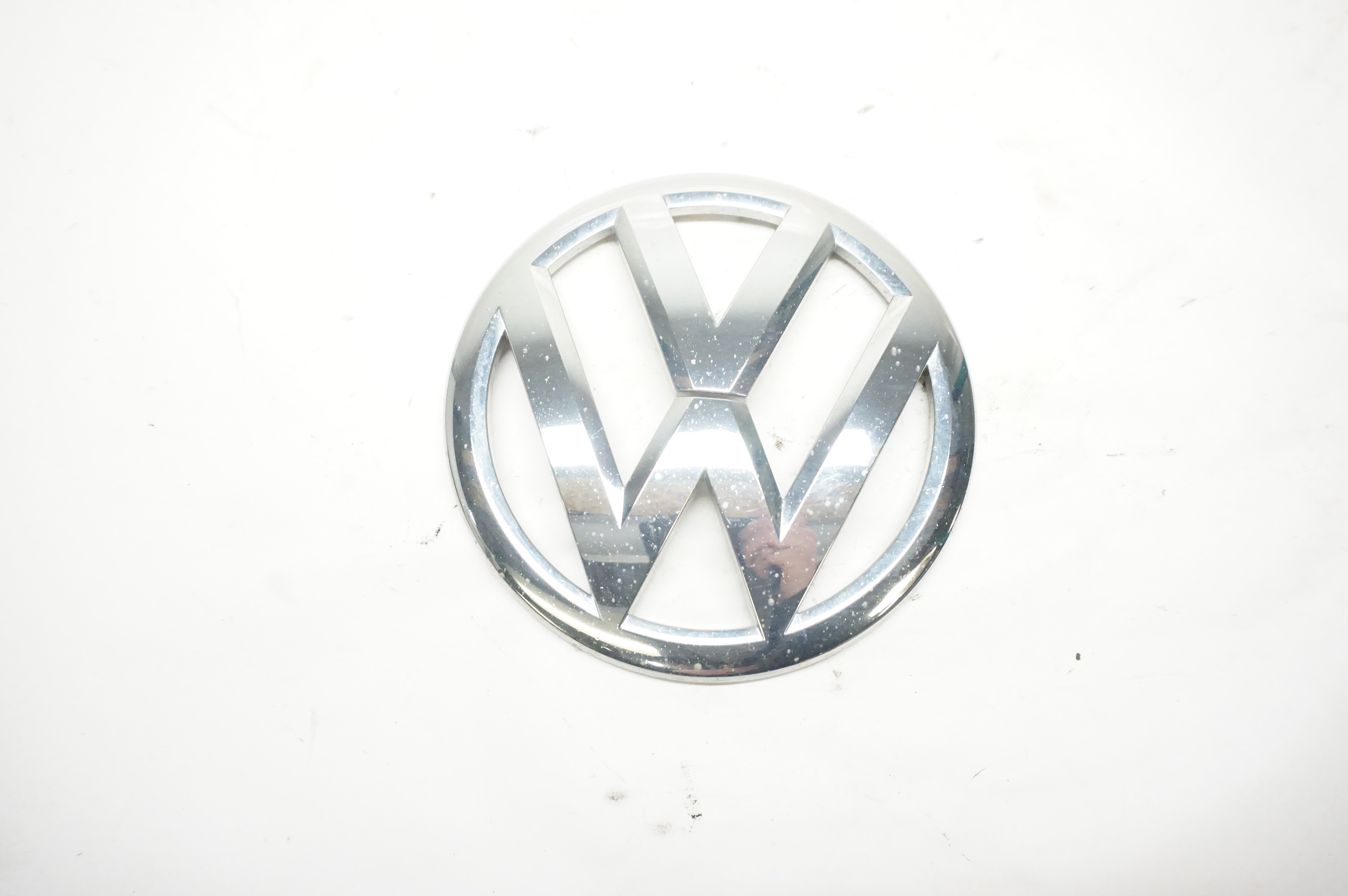 2012-2019 Volkswagen Beetle Hood Emblem / Badge 5C5853600A