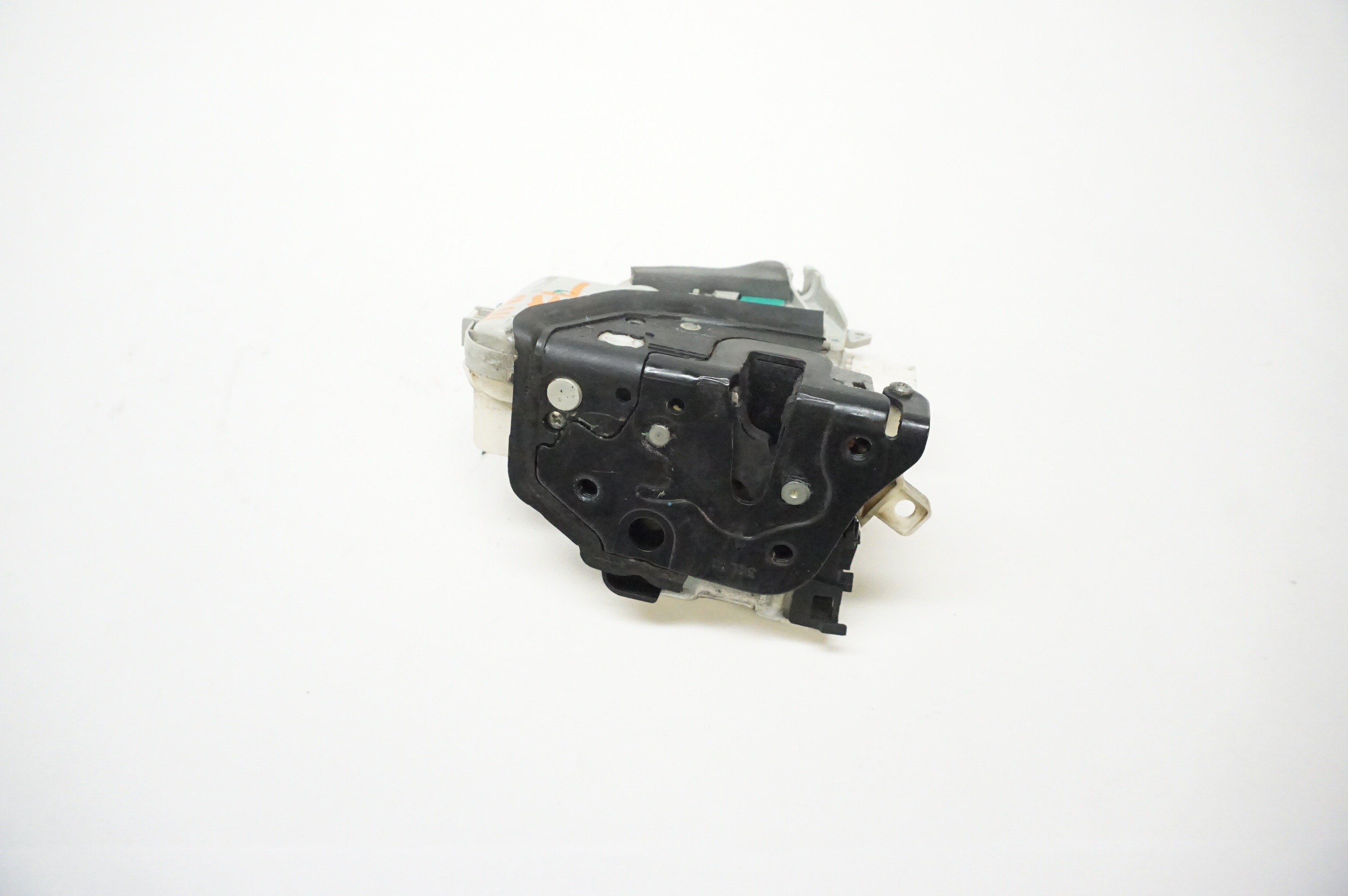 2010-2015 Audi Q7 Driver Door Door Lock Actuator Mechanism OEM