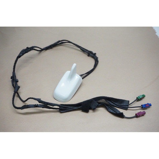 Audi S5 Shark Fin Roof Antenna LY9C 8T0035503K