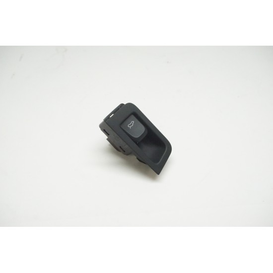2013-2018 Audi S6 S7 Trunk Release Switch  4H0959831A
