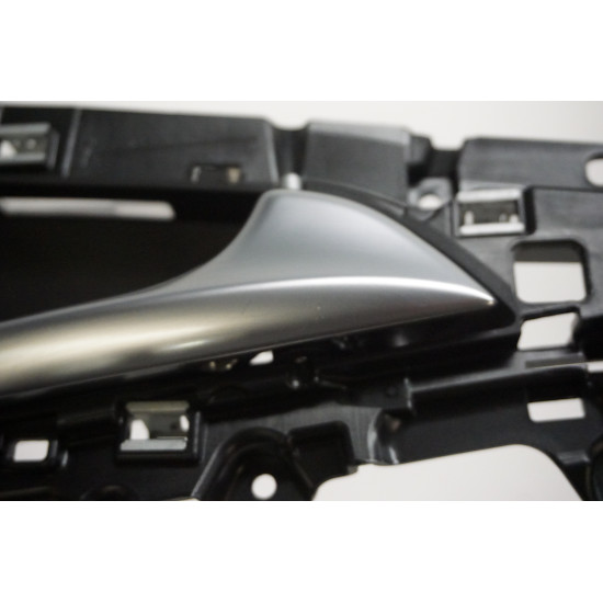 2013-2018 AUDI S6 - PASSENGER INTERIOR DOOR PANEL HANDLE