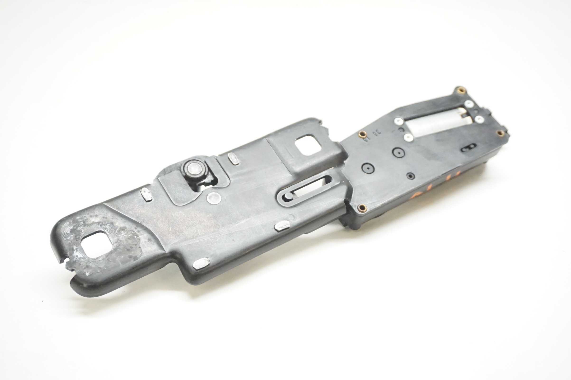 2007-2015 AUDI Q7 Power Close Assist Trunk Lid Striker 4F9827383G