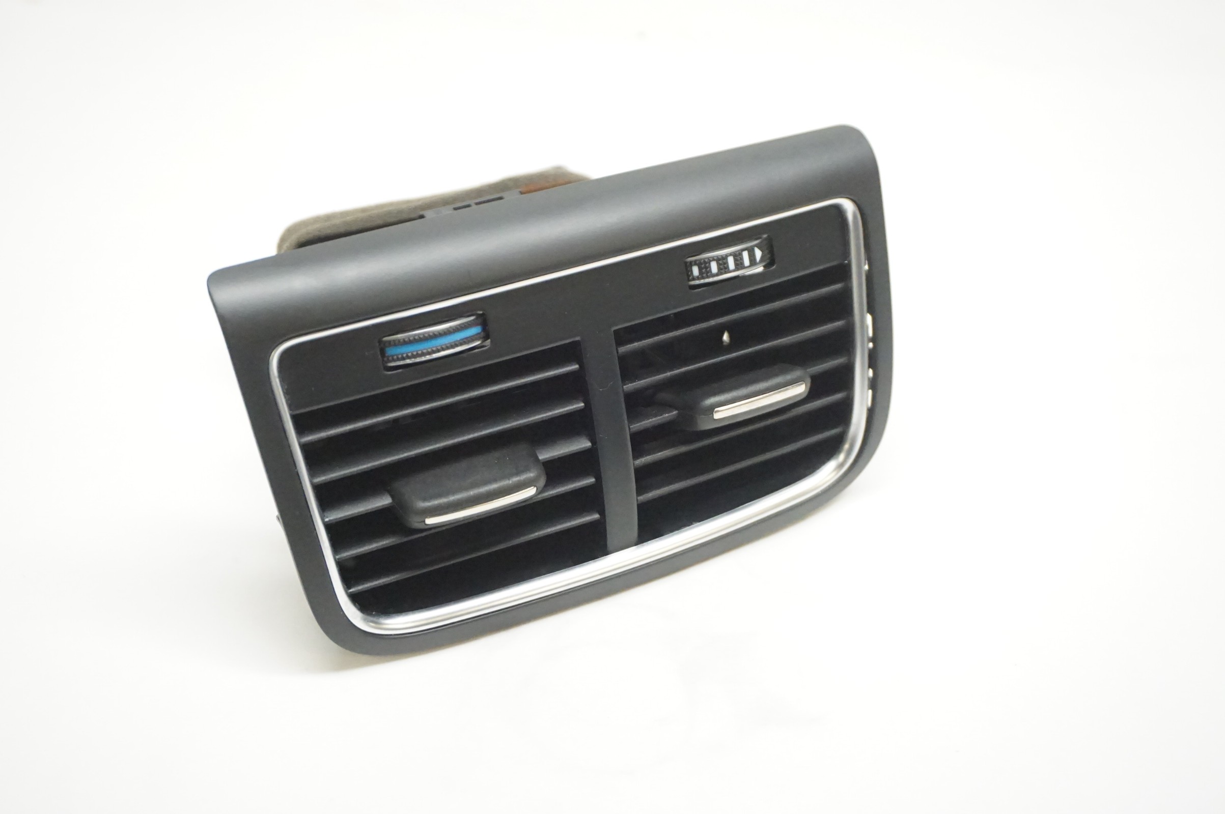 2014 - 2017 AUDI SQ5 Rear Seat Air Vent Black