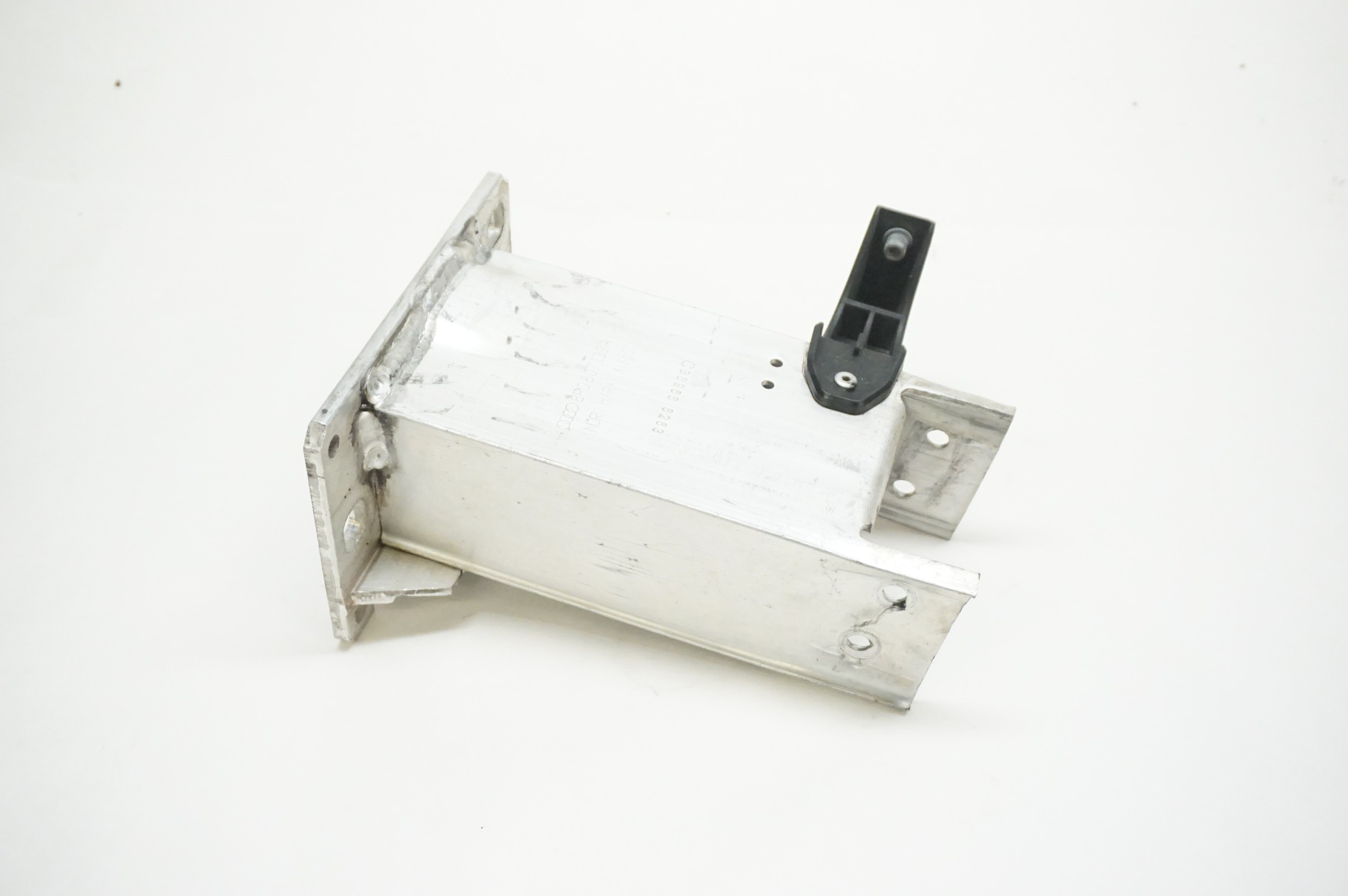 2014 2015 2016 2017 AUDI SQ5 FRONT Bumper Impact Support Bracket Left 8R0807133A