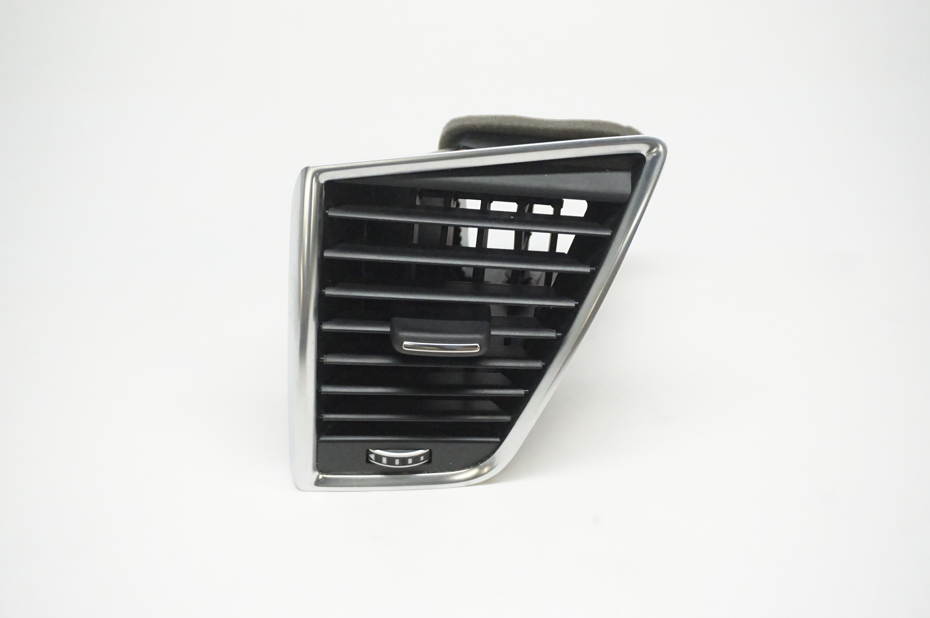 2013-2017 AUDI Q5 SQ5 - Driver Left Dash Heat Air Condition Vent 8R1820901L